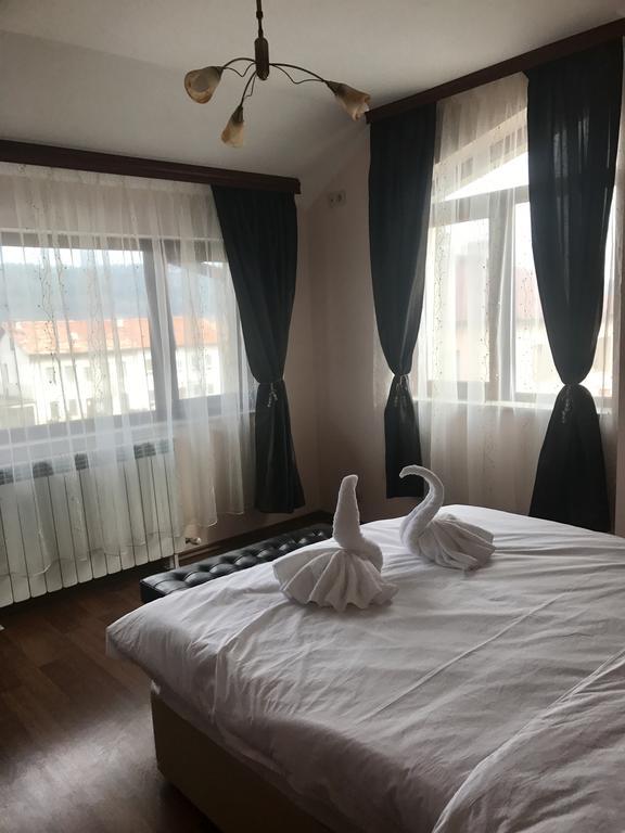 Valevitsata Guesthouse 拉兹洛格 外观 照片