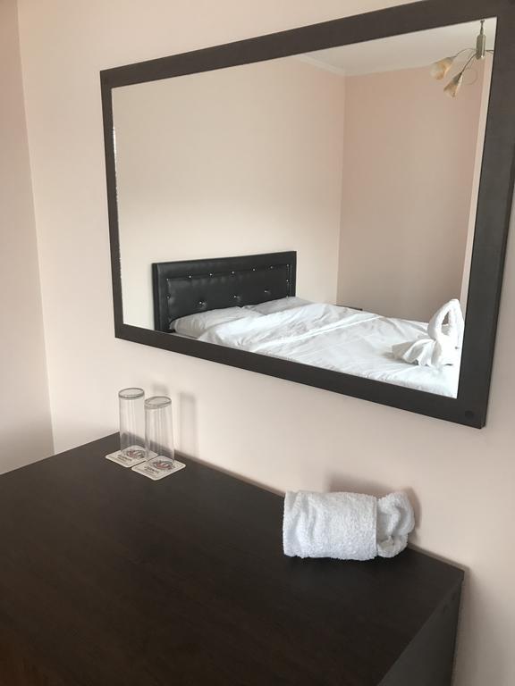 Valevitsata Guesthouse 拉兹洛格 外观 照片