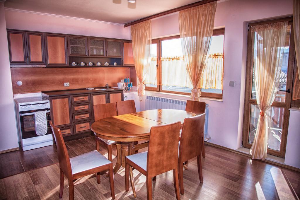 Valevitsata Guesthouse 拉兹洛格 外观 照片